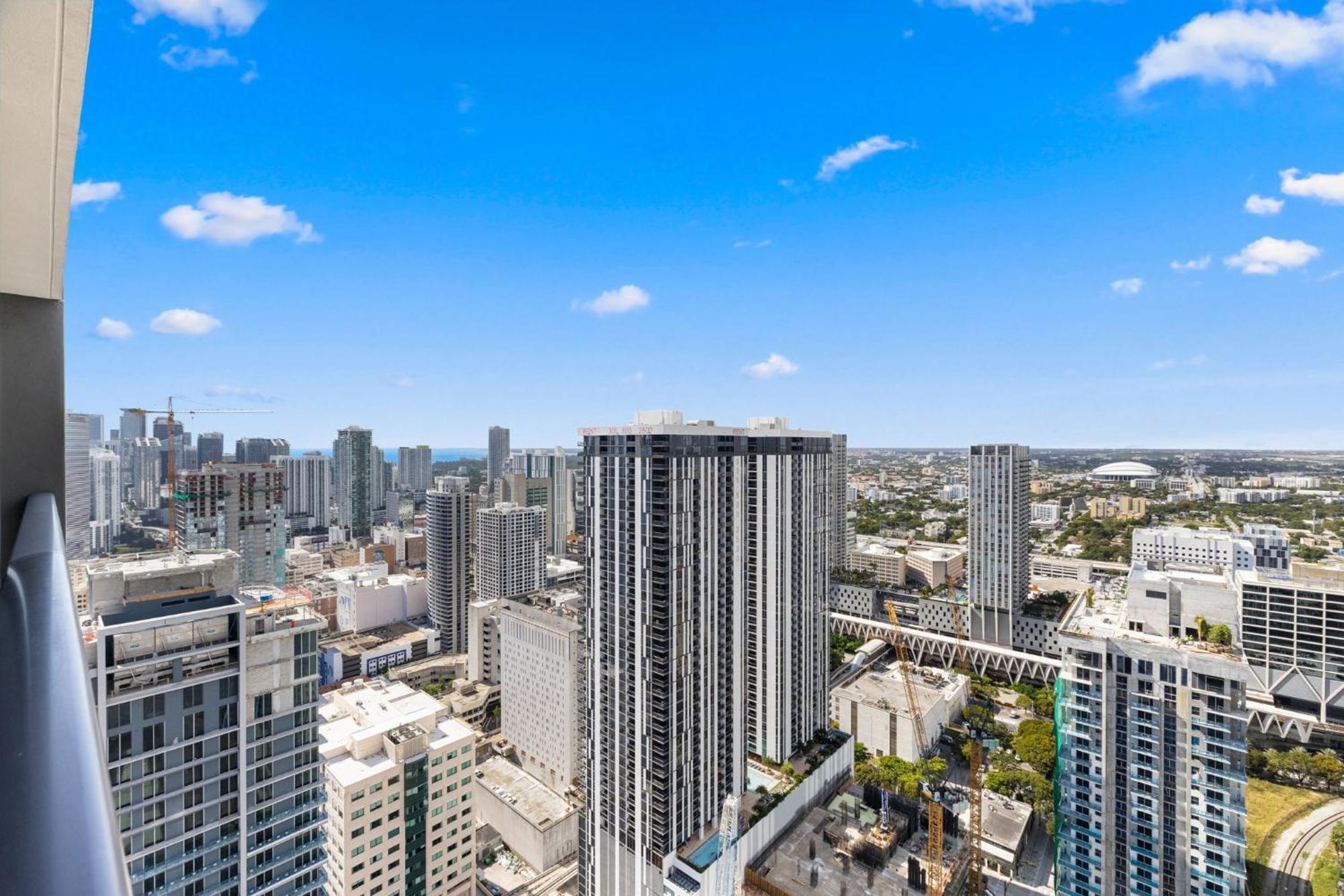 Apartment 44flr W Free Parking Miami