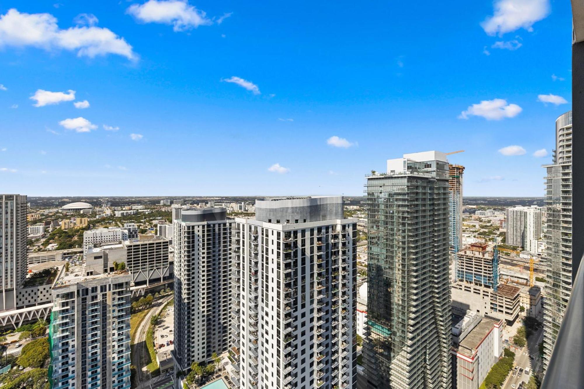 44flr W Free Parking * Miami