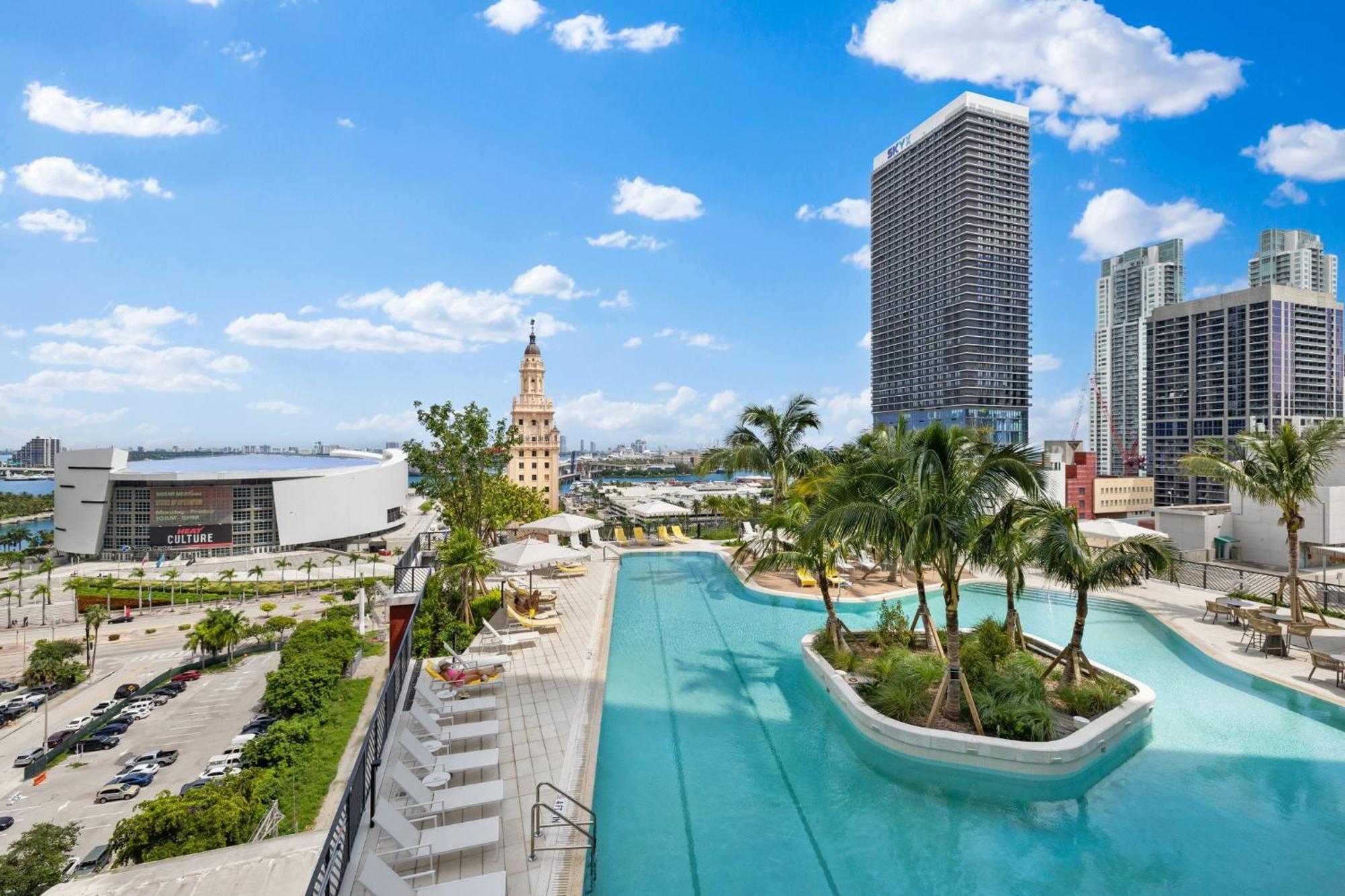 44flr W Free Parking Apartment Miami