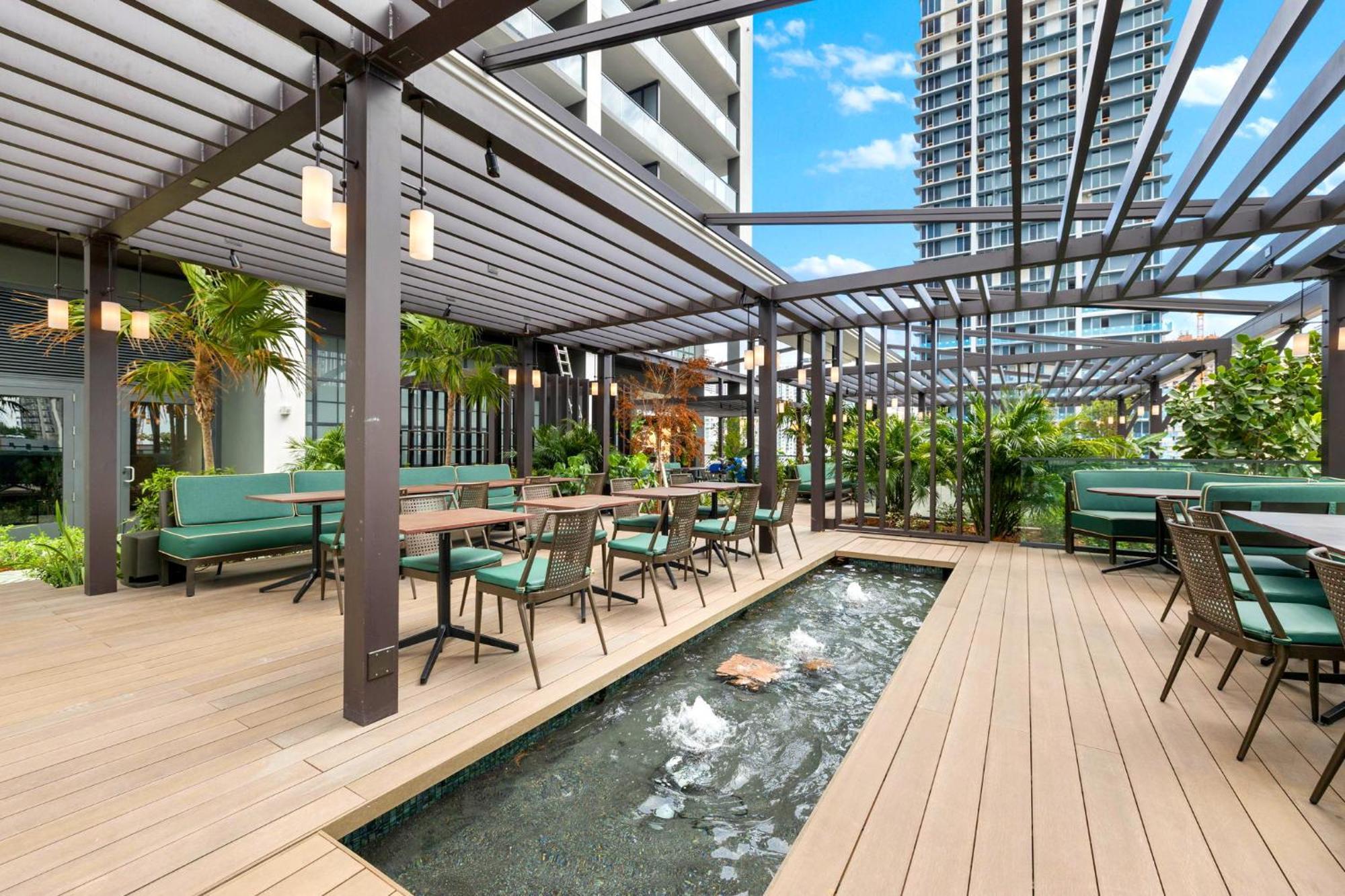 44flr W Free Parking Apartment Miami